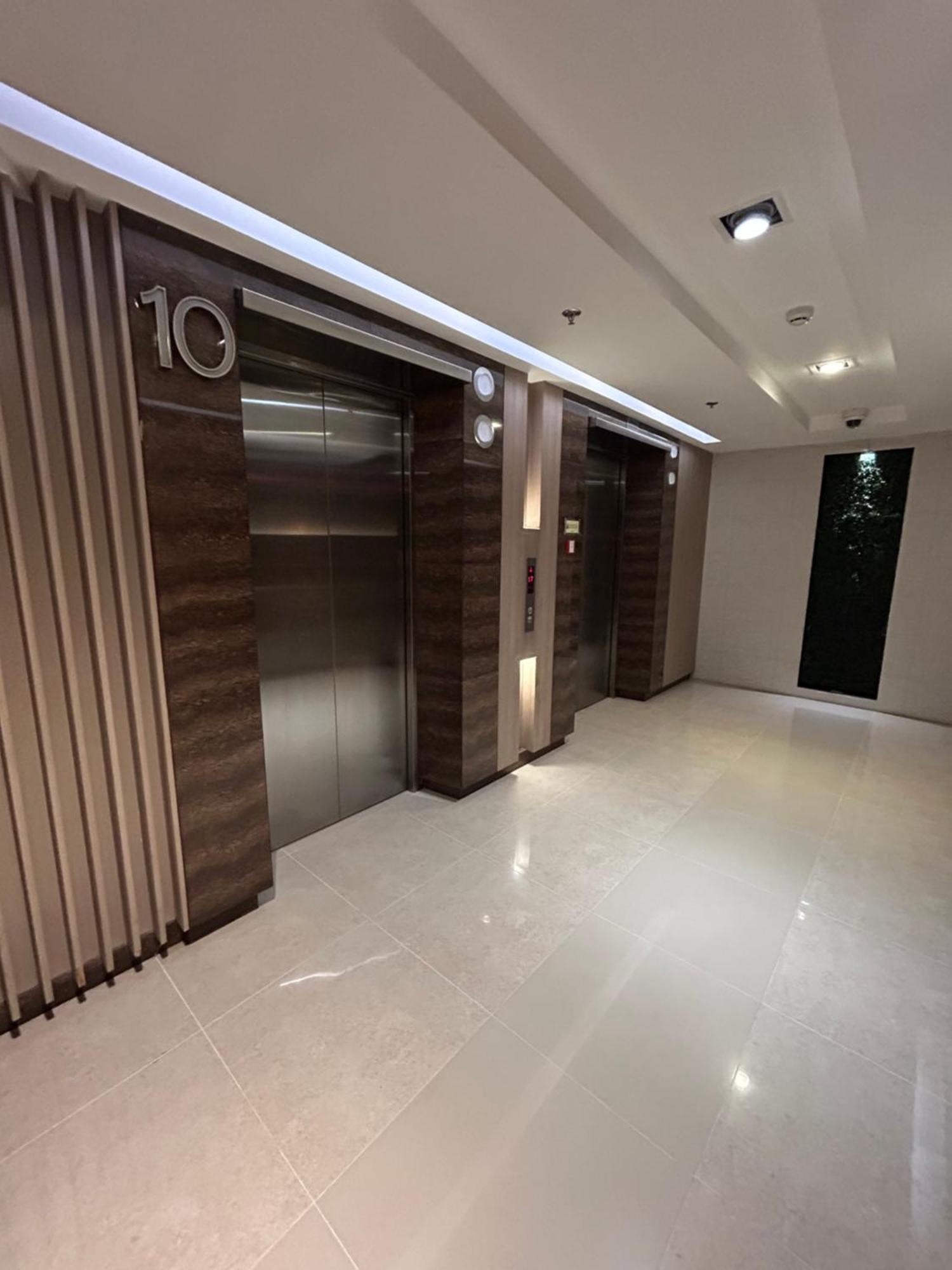 Santiorini At Shore Residences Pasay Exteriér fotografie
