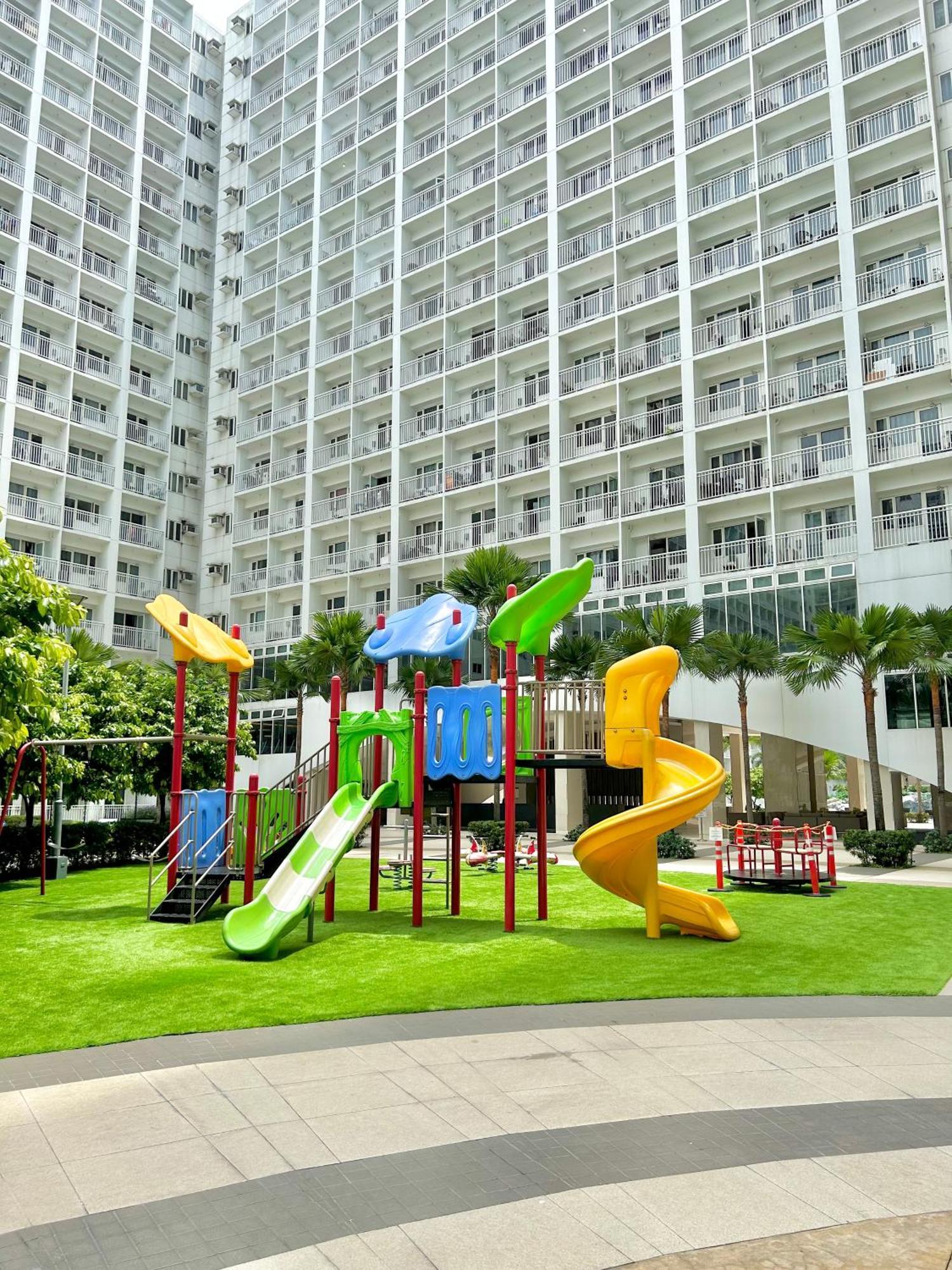 Santiorini At Shore Residences Pasay Exteriér fotografie