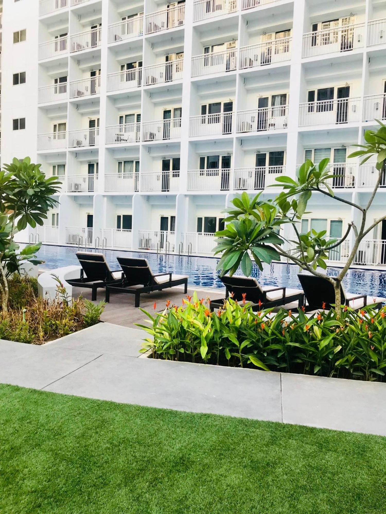 Santiorini At Shore Residences Pasay Exteriér fotografie